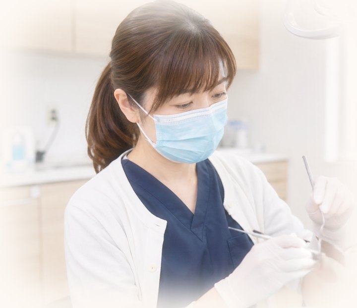 女性歯科医師による診療の様子